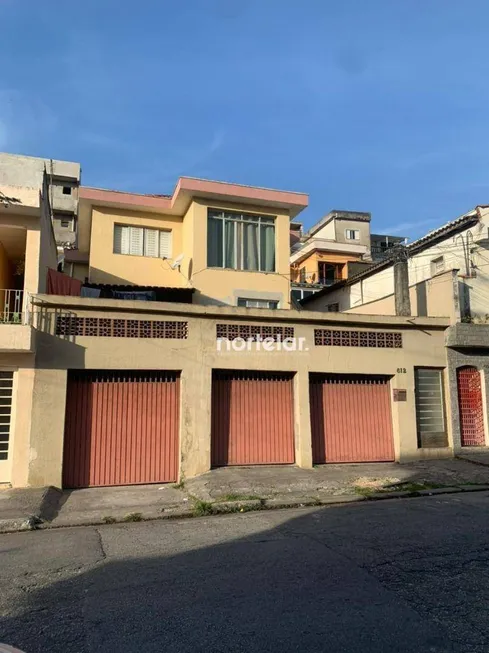 Foto 1 de Casa com 3 Quartos à venda, 300m² em Vila Zat, São Paulo