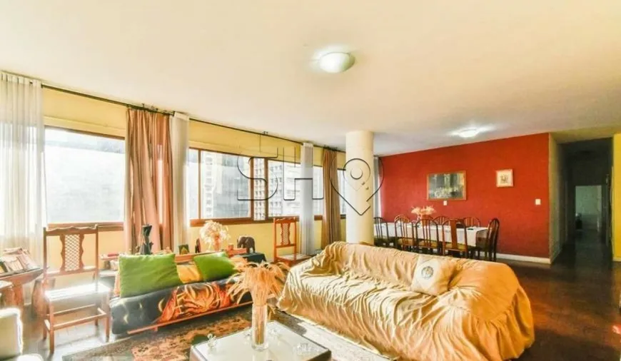 Foto 1 de Apartamento com 5 Quartos à venda, 240m² em Bela Vista, São Paulo