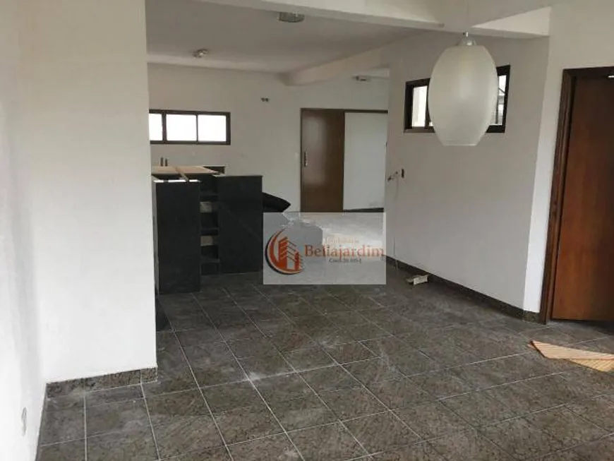 Foto 1 de Sobrado com 5 Quartos para alugar, 321m² em Vila Scarpelli, Santo André