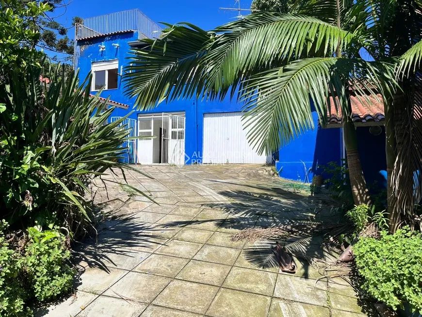 Foto 1 de Casa com 3 Quartos à venda, 306m² em Duque de Caxias, São Leopoldo