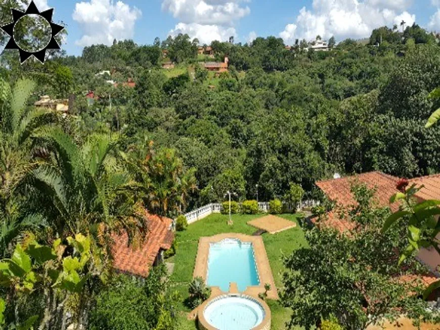 Foto 1 de Fazenda/Sítio com 7 Quartos à venda, 394m² em Saboó, São Roque