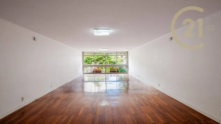 Foto 1 de Apartamento com 3 Quartos para alugar, 245m² em Higienópolis, São Paulo