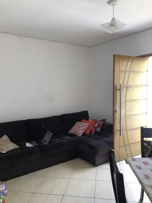 Foto 1 de Casa com 2 Quartos à venda, 100m² em Jardim Ponte Grande, Mogi das Cruzes