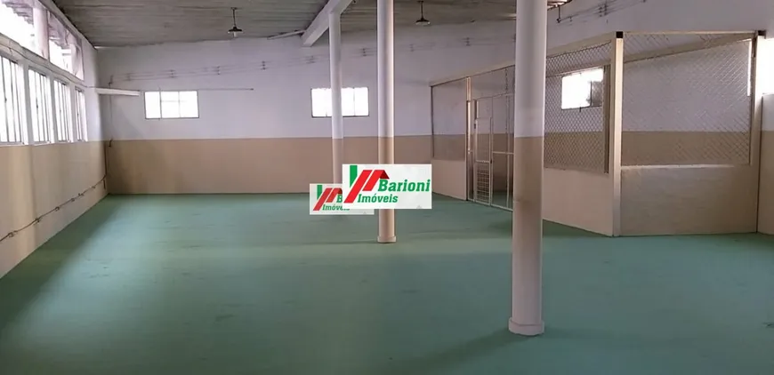 Foto 1 de Ponto Comercial para alugar, 400m² em Vila Pereira Barreto, São Paulo