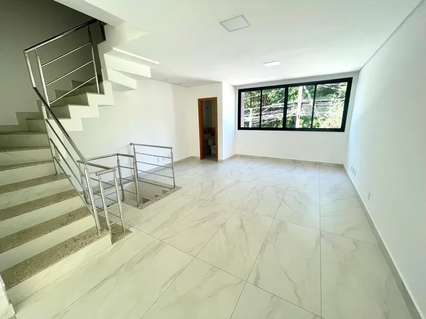 Foto 1 de Casa com 3 Quartos à venda, 208m² em Itapoã, Belo Horizonte