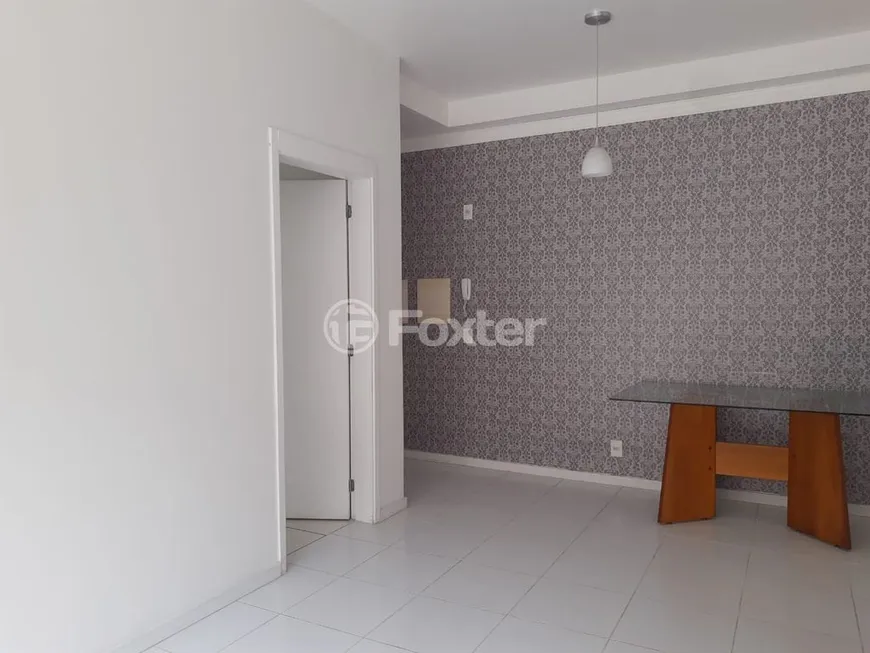 Foto 1 de Apartamento com 2 Quartos à venda, 70m² em Passo da Areia, Porto Alegre