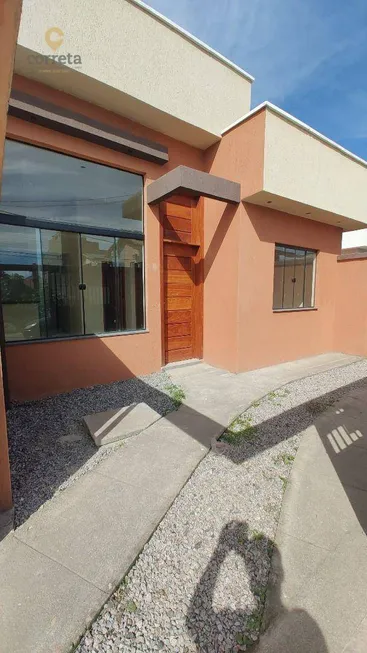 Foto 1 de Casa com 2 Quartos à venda, 60m² em Mariléa Chácara, Rio das Ostras