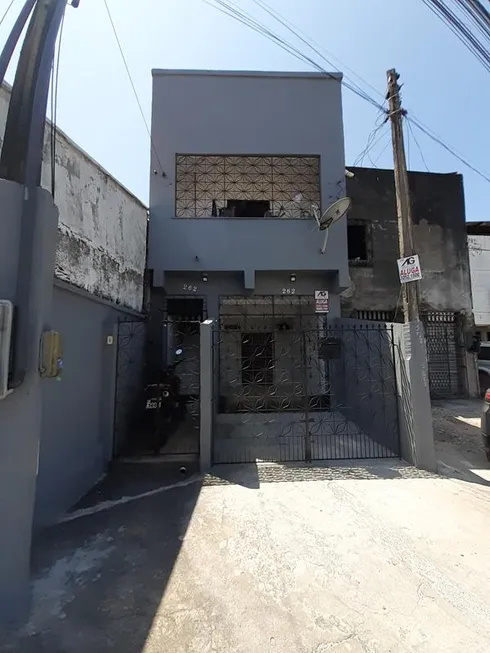 Foto 1 de Casa com 1 Quarto para alugar, 90m² em Montese, Fortaleza