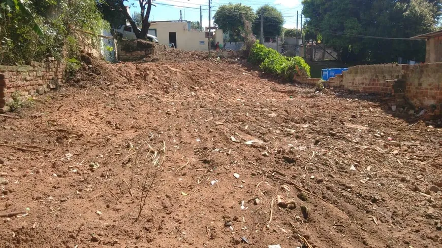 Foto 1 de Lote/Terreno à venda em Santo André, São Leopoldo