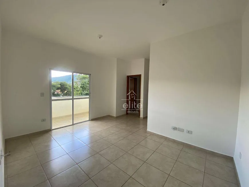 Foto 1 de Apartamento com 2 Quartos para alugar, 80m² em Vila Petropolis, Atibaia