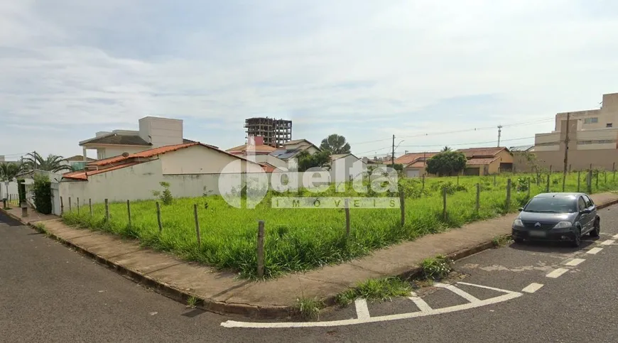 Foto 1 de Lote/Terreno à venda, 720m² em Santa Mônica, Uberlândia