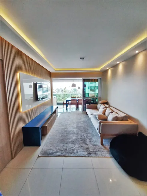 Foto 1 de Apartamento com 4 Quartos à venda, 142m² em Patamares, Salvador