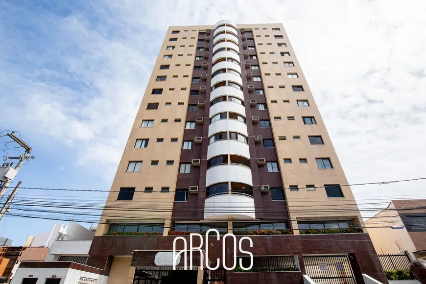 Foto 1 de Apartamento com 3 Quartos à venda, 90m² em São José, Aracaju
