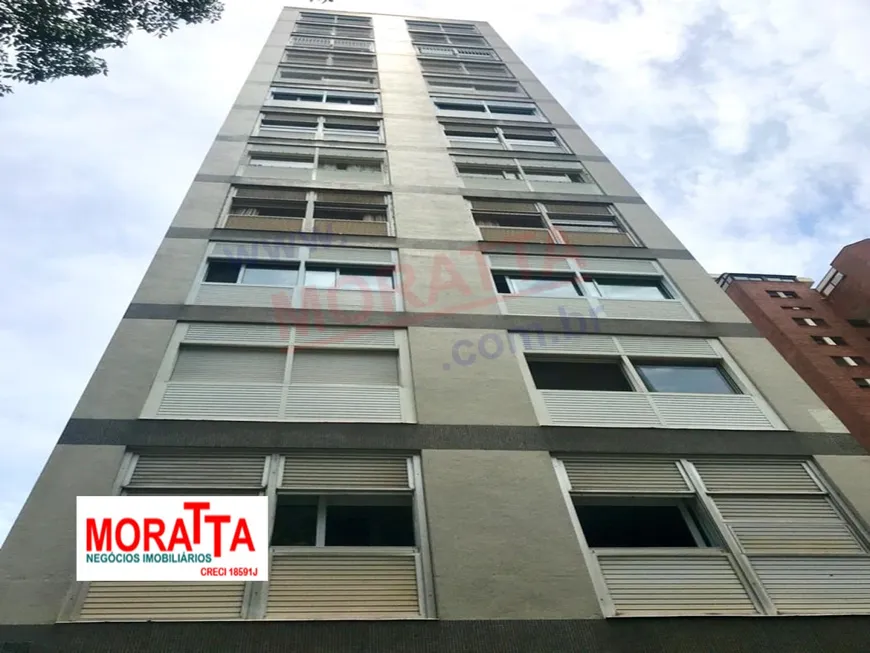 Foto 1 de Apartamento com 3 Quartos para venda ou aluguel, 215m² em Jardim Europa, São Paulo