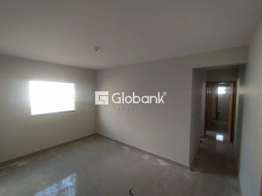 Foto 1 de Apartamento com 2 Quartos à venda, 56m² em Canelas, Montes Claros