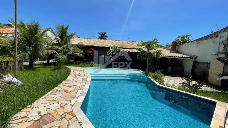 Foto 1 de Casa com 2 Quartos à venda, 130m² em Gaivota Praia, Itanhaém