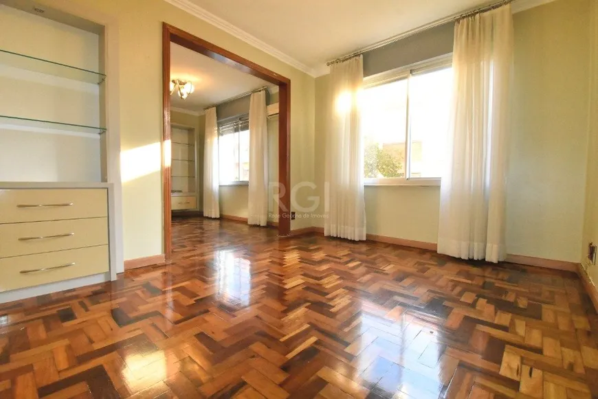 Foto 1 de Apartamento com 3 Quartos à venda, 75m² em Cristal, Porto Alegre