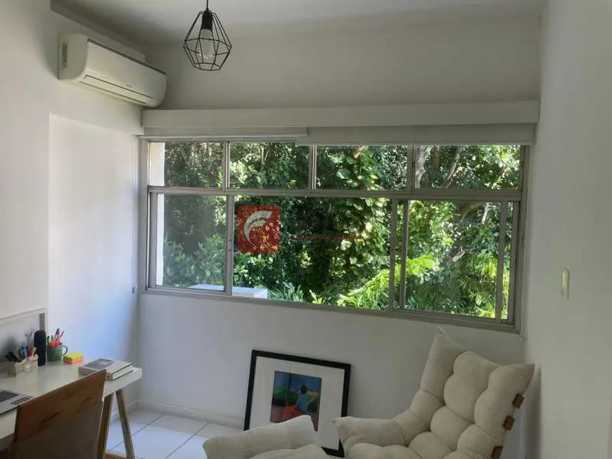 Foto 1 de Apartamento com 3 Quartos à venda, 93m² em Humaitá, Rio de Janeiro