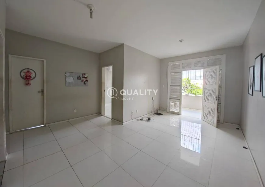 Foto 1 de Apartamento com 3 Quartos à venda, 90m² em Benfica, Fortaleza