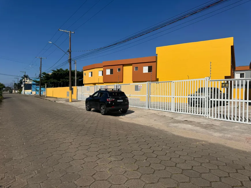 Foto 1 de Casa de Condomínio com 2 Quartos à venda, 68m² em Verde Mar, Itanhaém
