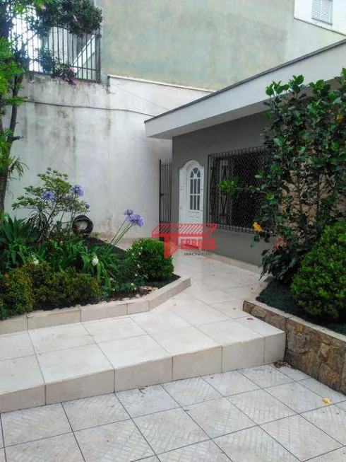 Foto 1 de Casa com 3 Quartos à venda, 215m² em Vila Vitoria, Santo André