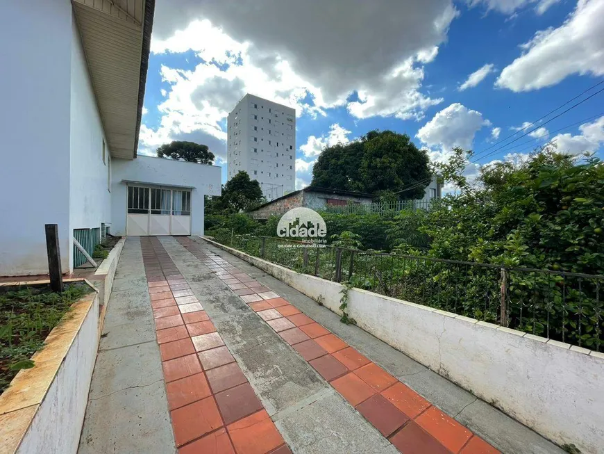 Foto 1 de Lote/Terreno à venda, 650m² em Centro, Cascavel