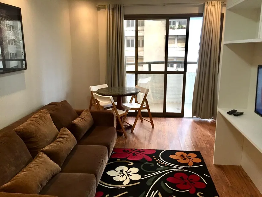 Foto 1 de Flat com 1 Quarto para alugar, 50m² em Bela Vista, São Paulo