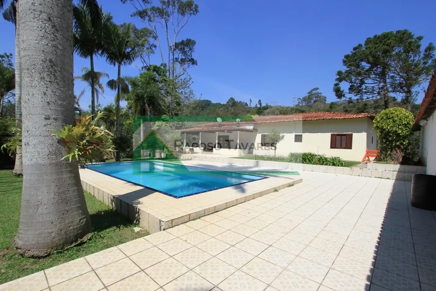 Foto 1 de Fazenda/Sítio com 4 Quartos à venda, 600m² em Pavão-Canguera, São Roque