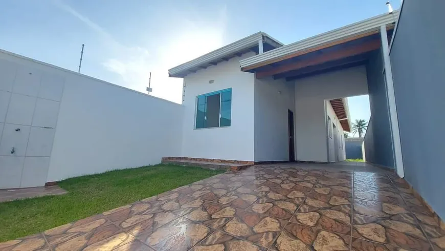 Foto 1 de Casa com 2 Quartos à venda, 80m² em Belas Artes, Itanhaém