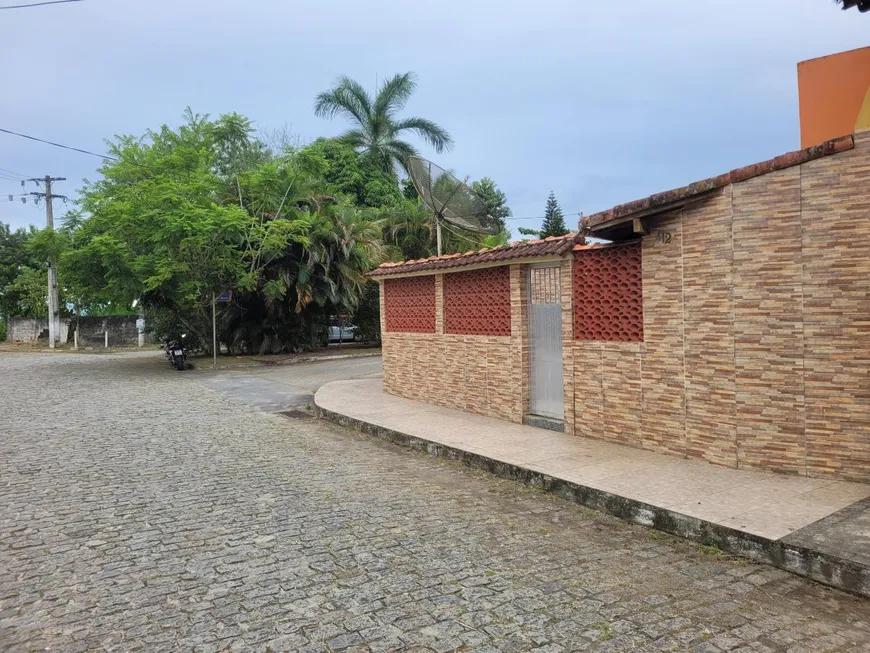 Foto 1 de Casa com 1 Quarto à venda, 57m² em Jacuacanga, Angra dos Reis