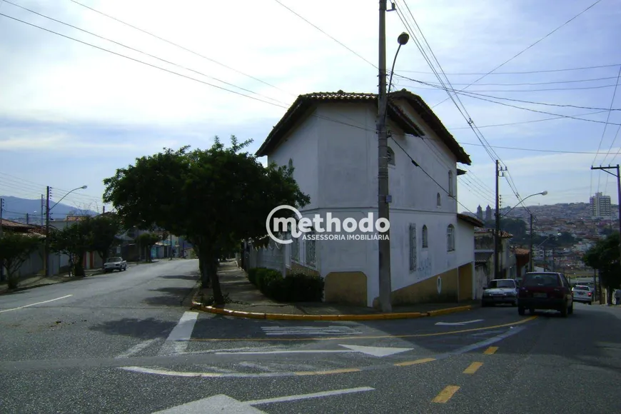 Foto 1 de Casa com 3 Quartos à venda, 300m² em Vila Mota, Bragança Paulista