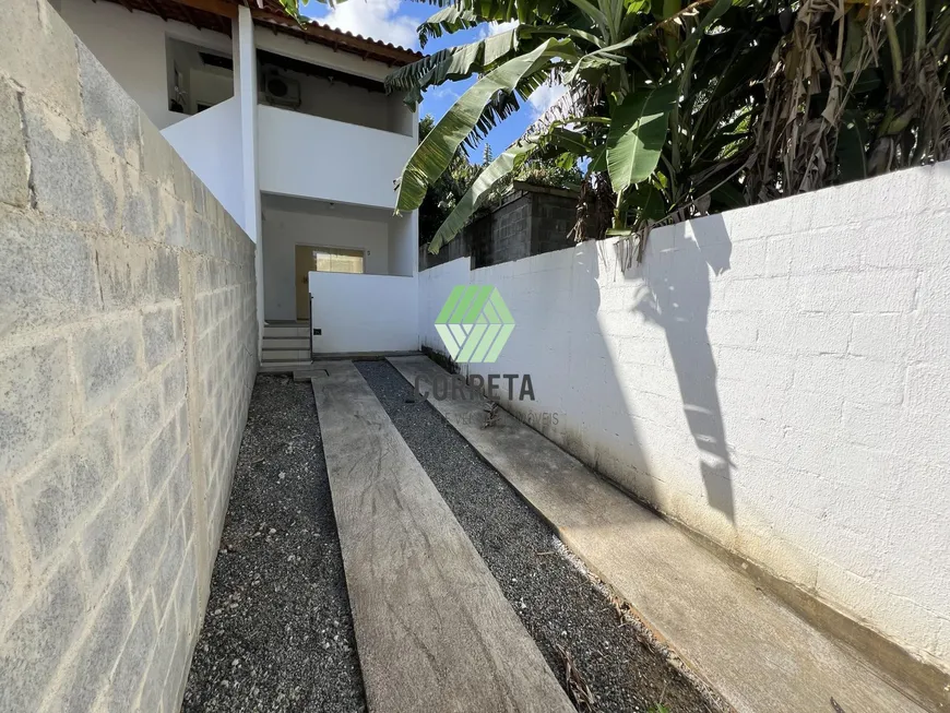 Foto 1 de Casa com 2 Quartos à venda, 75m² em Vista da Serra I, Serra