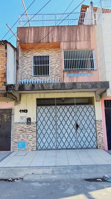 Foto 1 de Casa com 4 Quartos à venda, 90m² em Dias Macedo, Fortaleza