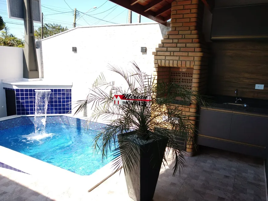 Foto 1 de Casa com 2 Quartos à venda, 75m² em Jardim Ribamar, Peruíbe