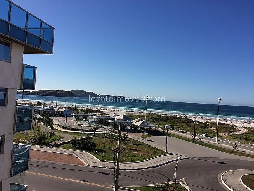 Foto 1 de Apartamento com 3 Quartos à venda, 120m² em Braga, Cabo Frio