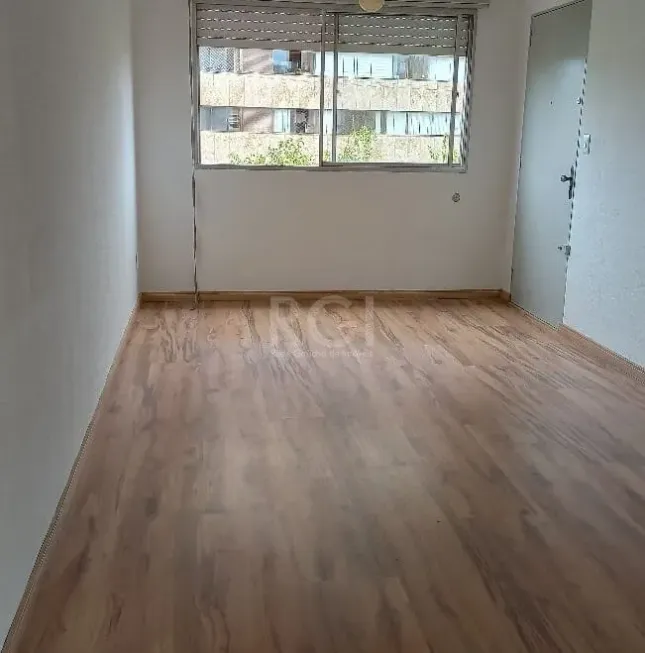 Foto 1 de Apartamento com 3 Quartos à venda, 65m² em Jardim Planalto, Porto Alegre