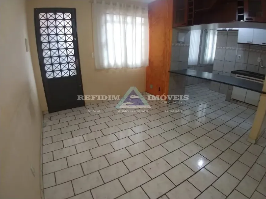 Foto 1 de Apartamento com 2 Quartos à venda, 39m² em Presidente Dutra, Ribeirão Preto