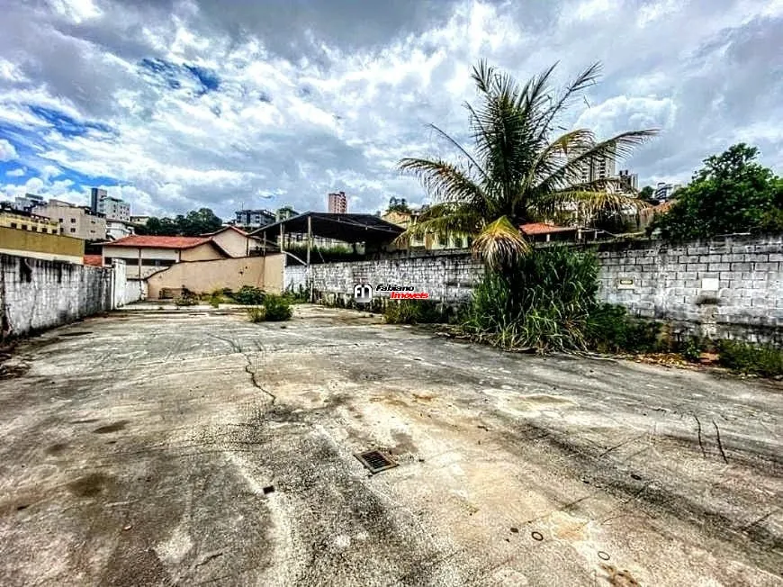 Foto 1 de Lote/Terreno à venda, 490m² em Ouro Preto, Belo Horizonte