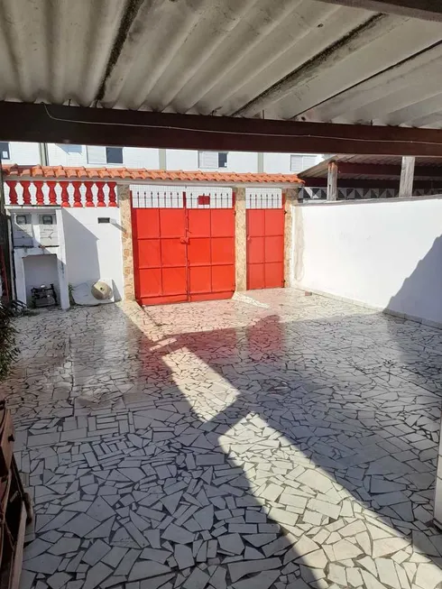 Foto 1 de Casa com 2 Quartos à venda, 240m² em Jardim Gloria, Praia Grande