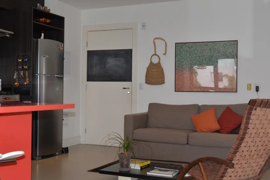 Foto 1 de Apartamento com 2 Quartos para alugar, 70m² em Vila Madalena, São Paulo