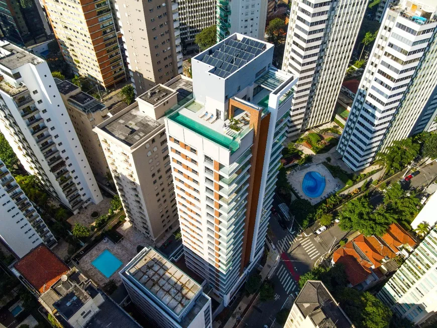 Foto 1 de Apartamento com 3 Quartos à venda, 156m² em Paraíso, São Paulo