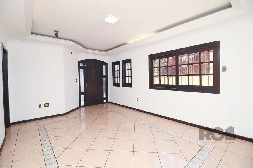 Foto 1 de Casa com 4 Quartos à venda, 248m² em Marechal Rondon, Canoas