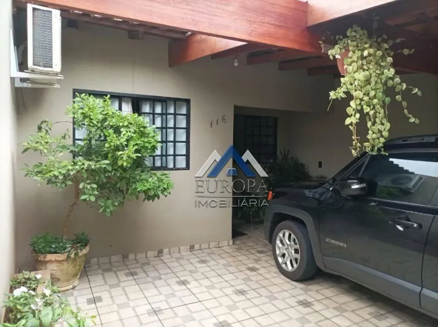 Foto 1 de Casa com 2 Quartos à venda, 80m² em Jardim Montecatini, Londrina