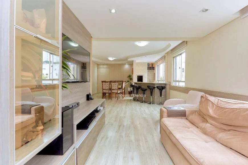 Foto 1 de Apartamento com 4 Quartos à venda, 160m² em Água Verde, Curitiba