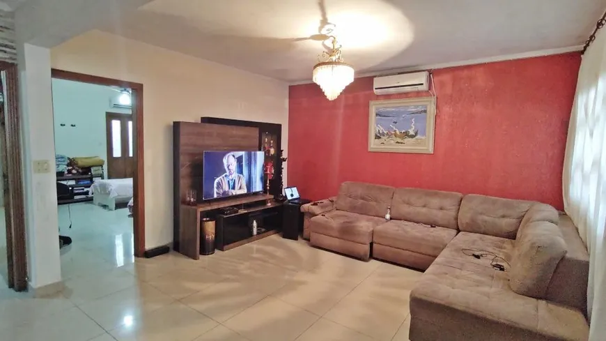 Foto 1 de Casa com 2 Quartos à venda, 180m² em Boqueirão, Praia Grande