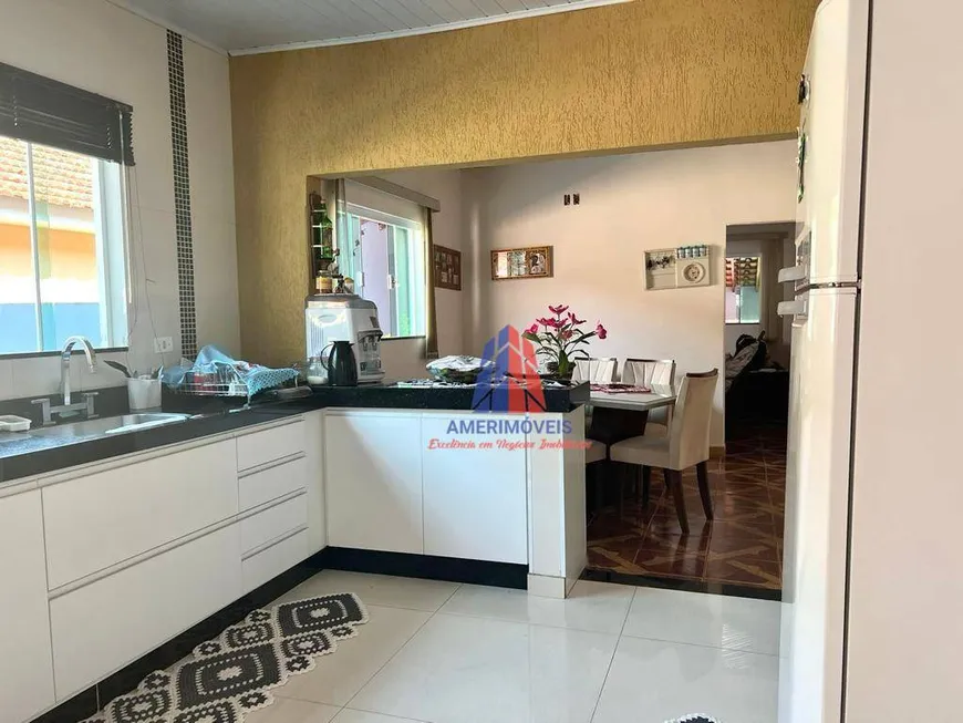 Foto 1 de Casa com 3 Quartos à venda, 126m² em Vila Linopolis, Santa Bárbara D'Oeste