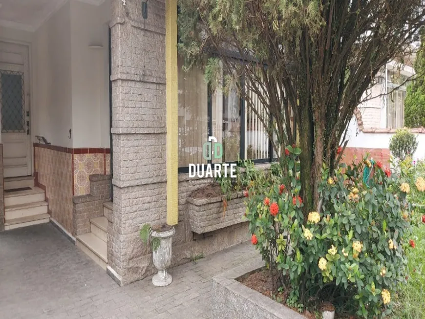 Foto 1 de Casa com 3 Quartos à venda, 364m² em Macuco, Santos