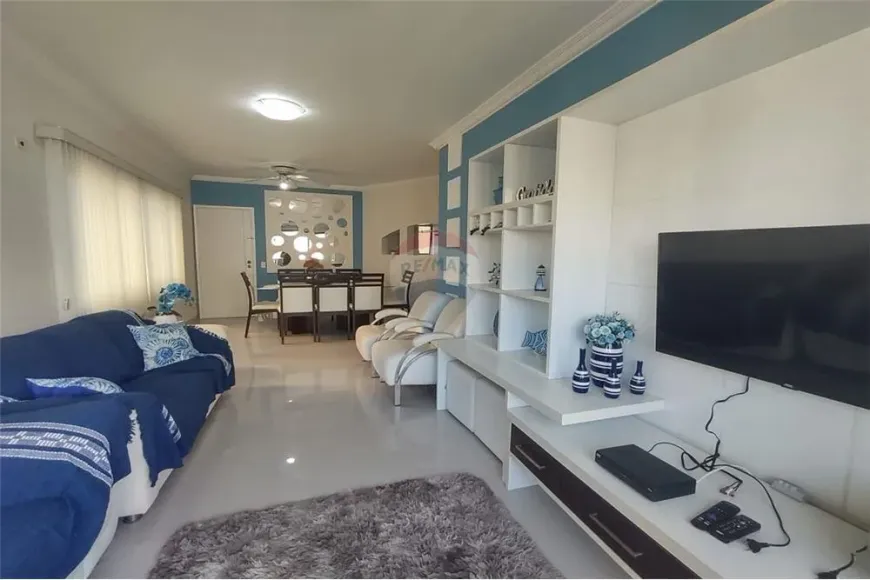 Foto 1 de Apartamento com 4 Quartos à venda, 98m² em Centro, Guarujá