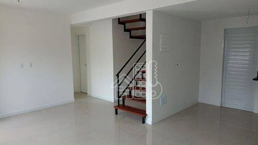 Foto 1 de Casa com 4 Quartos à venda, 120m² em Piratininga, Niterói