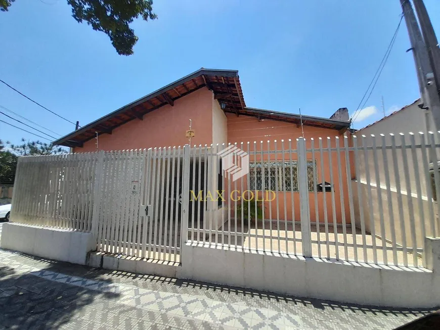 Foto 1 de Casa com 4 Quartos à venda, 250m² em Centro, Taubaté